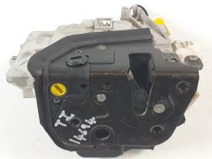 CERRADURA PUERTA TRASERA IZQUIERDA 8E0839015AA SEAT EXEO BERLINA (3R2) Autodesguaces Alicante