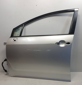 PUERTA DELANTERA IZQUIERDA TOYOTA COROLLA VERSO (R1) Autodesguaces Alicante