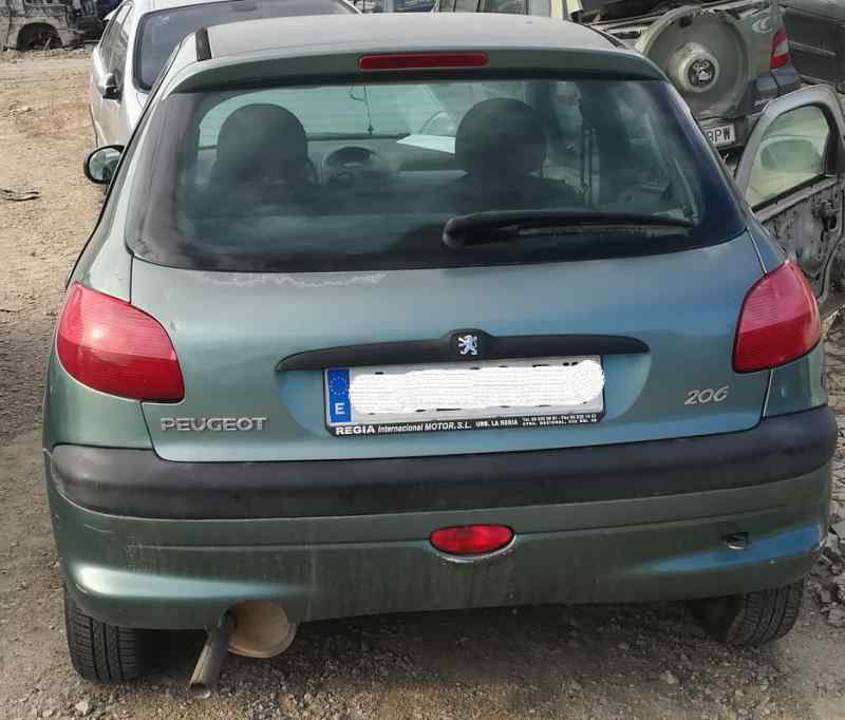 Imagen del vehículo PEUGEOT 206 BERLINA