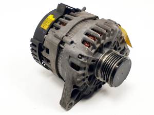 ALTERNADOR 373002A800 HYUNDAI I40 Autodesguaces Alicante