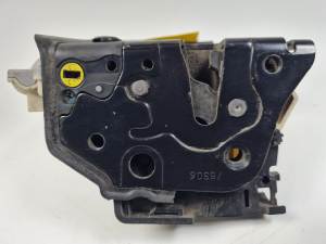 CERRADURA PUERTA TRASERA IZQUIERDA 1P1839015 SEAT LEON (1P1) Autodesguaces Alicante