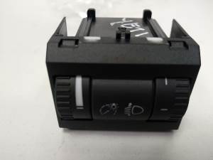 MANDO LUCES 5L0941333 SKODA YETI Autodesguaces Alicante