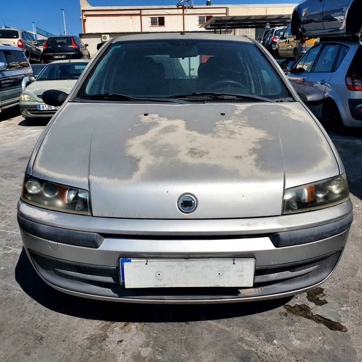 FIAT PUNTO BERLINA (188) (1999 - 2002)