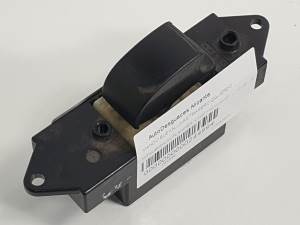 MANDO ELEVALUNAS TRASERO IZQUIERDO MITSUBISHI OUTLANDER (CW0) Autodesguaces Alicante