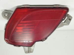 FARO ANTINIEBLA TRASERO IZQUIERDO KD5351660 MAZDA CX-5 Autodesguaces Alicante