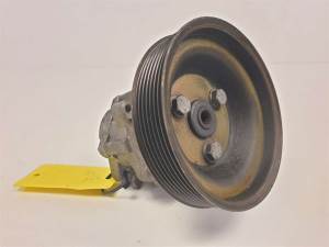 BOMBA DIRECCION 606184770 ALFA ROMEO GTV (163) Autodesguaces Alicante