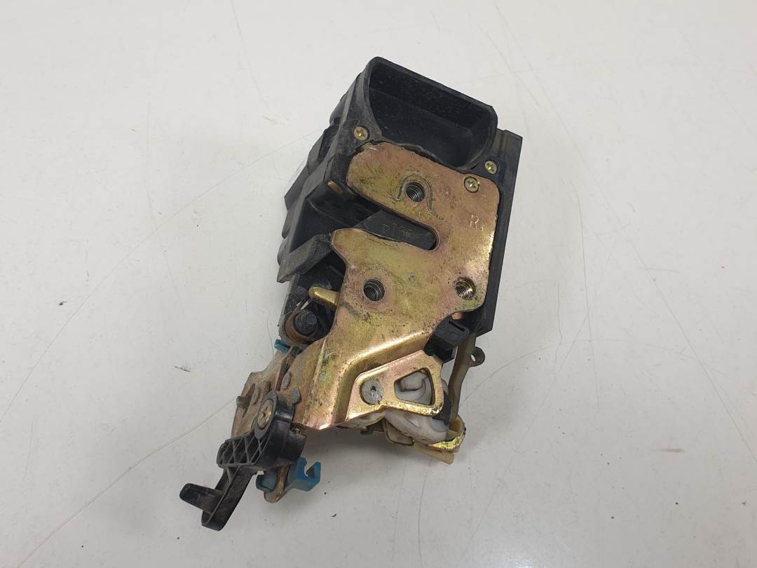 CERRADURA PUERTA TRASERA DERECHA - DAEWOO - NUBIRA BERLINA