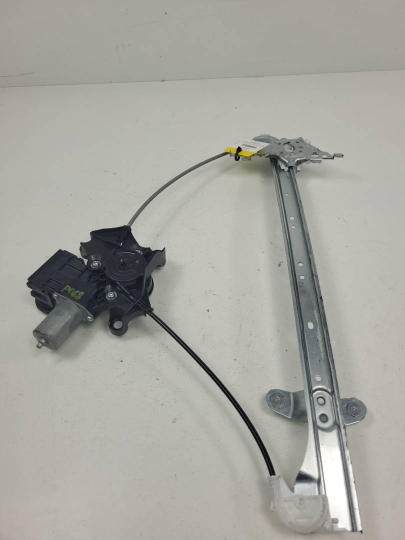 ELEVALUNAS TRASERO DERECHO - 8571042150 - TOYOTA - RAV4