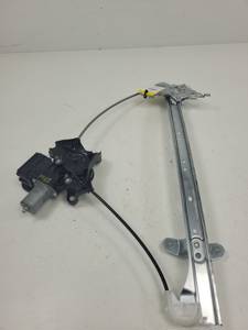 ELEVALUNAS TRASERO DERECHO 8571042150 TOYOTA RAV4 Autodesguaces Alicante