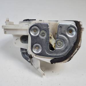 CERRADURA PUERTA TRASERA DERECHA F96G01R2 MAZDA 6 KOMBI (GH) Autodesguaces Alicante