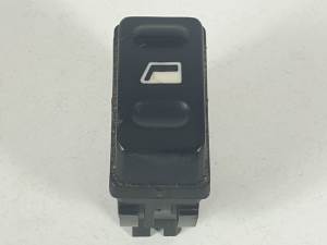 MANDO ELEVALUNAS DELANTERO DERECHO CITROEN XSARA PICASSO Autodesguaces Alicante