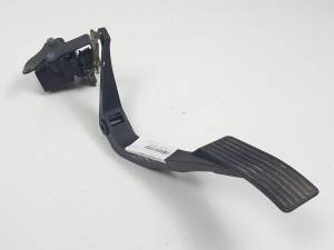 POTENCIOMETRO PEDAL A1683000425 MERCEDES CLASE A (W168) Autodesguaces Alicante