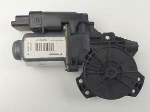 MOTOR ELEVALUNAS TRASERO IZQUIERDO 402059D KIA CEE'D (ED) Autodesguaces Alicante