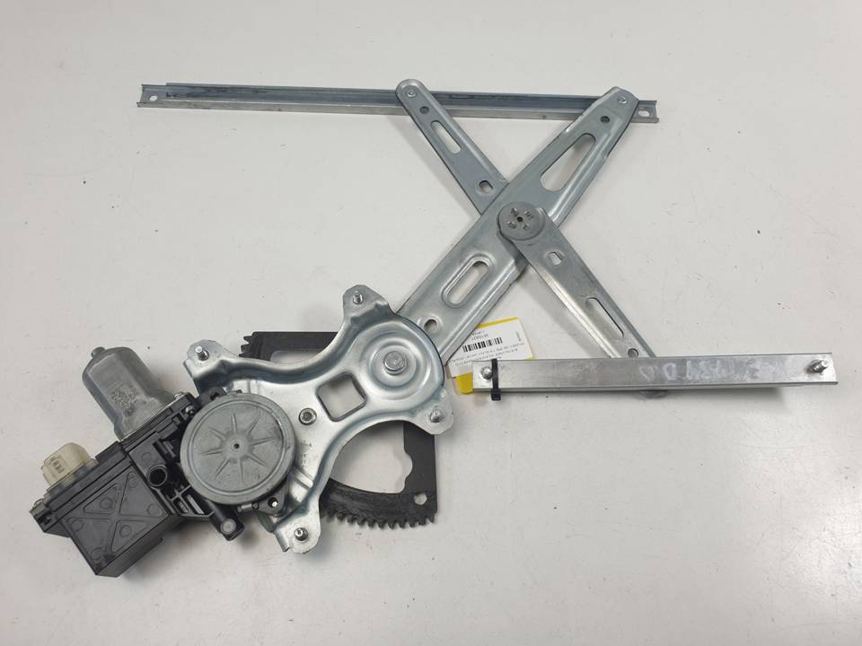 ELEVALUNAS DELANTERO DERECHO 988201J110 HYUNDAI I20 (PB) Autodesguaces Alicante