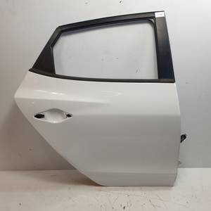 PUERTA TRASERA DERECHA HYUNDAI IX35 Autodesguaces Alicante