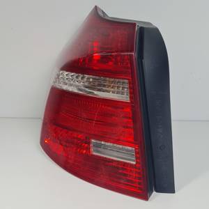 PILOTO TRASERO IZQUIERDO 716425507 BMW SERIE 1 BERLINA (E81/E87) Autodesguaces Alicante