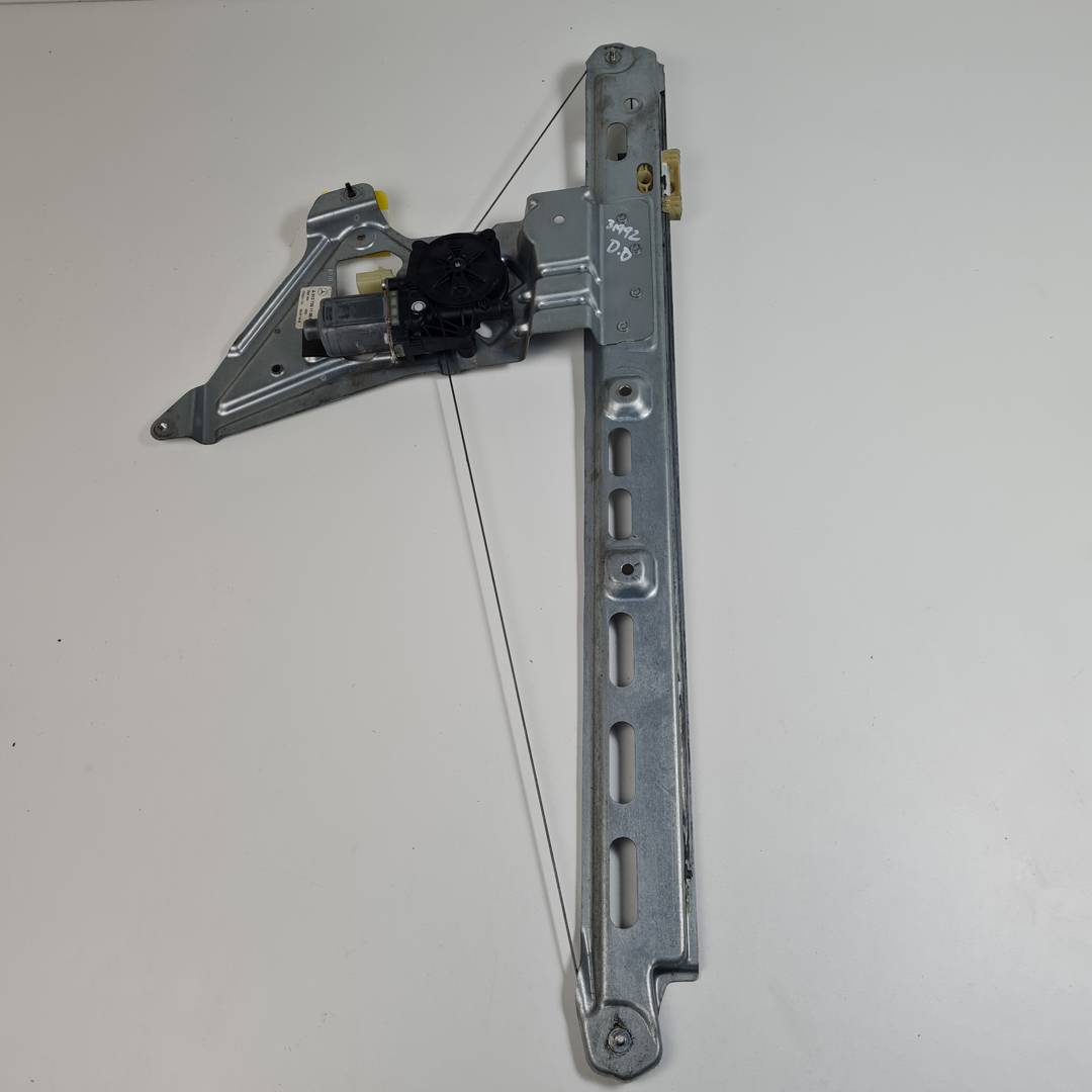 ELEVALUNAS DELANTERO DERECHO - A9107201100 - MERCEDES - SPRINTER III (W910)