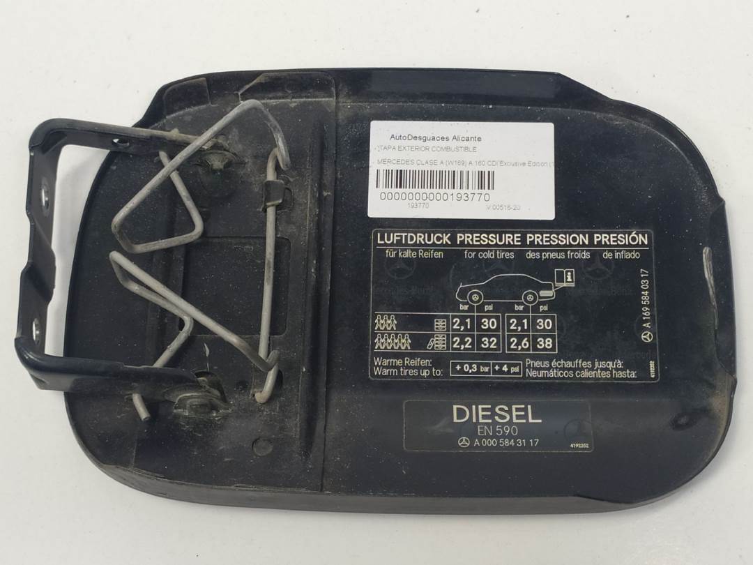 TAPA EXTERIOR COMBUSTIBLE - A0005843117 - MERCEDES - CLASE A (W169)