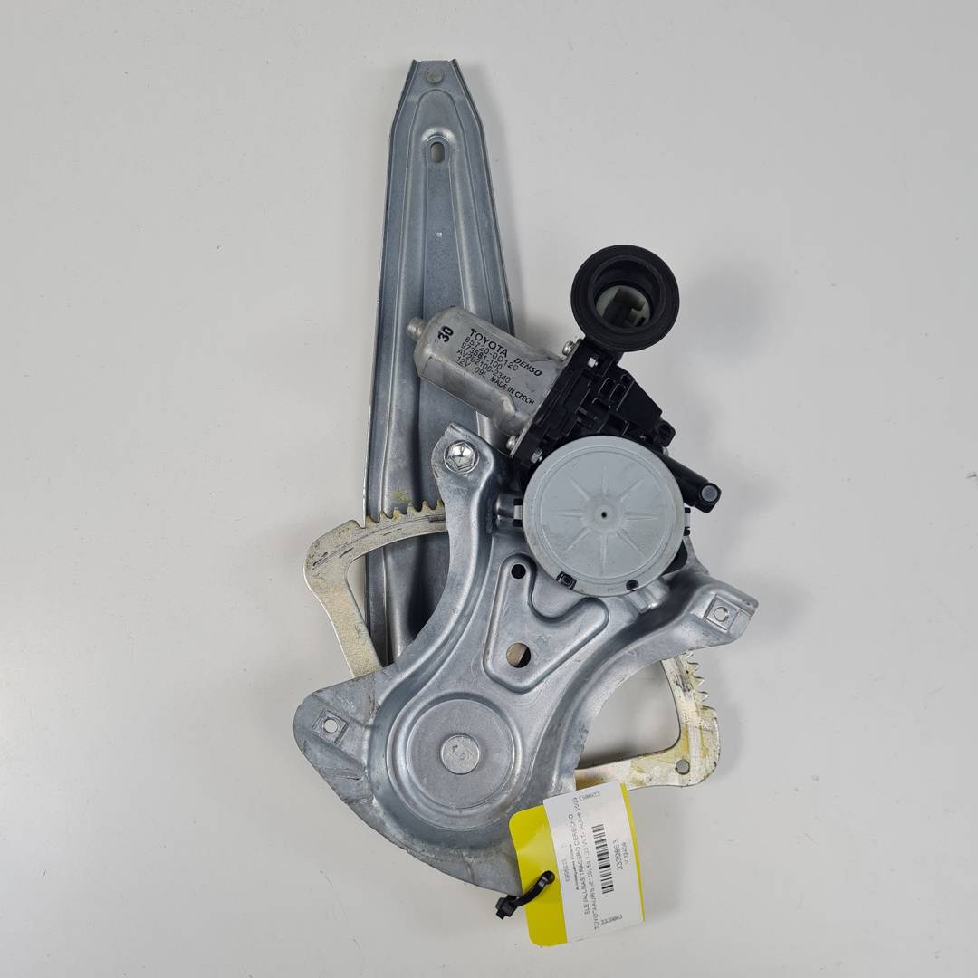 ELEVALUNAS TRASERO DERECHO - 857200D120 - TOYOTA - AURIS (E150)