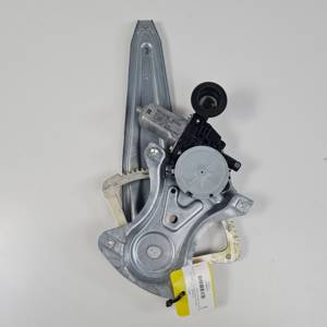 ELEVALUNAS TRASERO DERECHO 857200D120 TOYOTA AURIS (E150) Autodesguaces Alicante