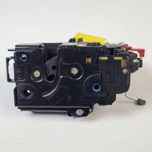 CERRADURA PUERTA TRASERA DERECHA 7L0839016D VOLKSWAGEN TOURAN (1T2) Autodesguaces Alicante