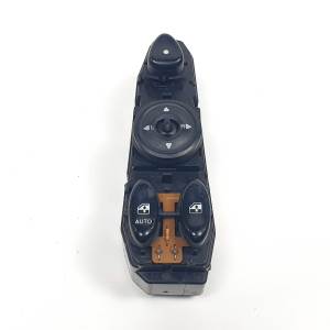 MANDO ELEVALUNAS DELANTERO IZQUIERDO 9357027000A HYUNDAI COUPE (RD) Autodesguaces Alicante