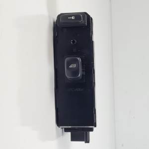 MANDO ELEVALUNAS DELANTERO DERECHO 30737519 VOLVO V70 FAMILIAR Autodesguaces Alicante