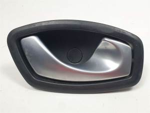 MANETA INTERIOR DELANTERA DERECHA 806700005R RENAULT LAGUNA III Autodesguaces Alicante