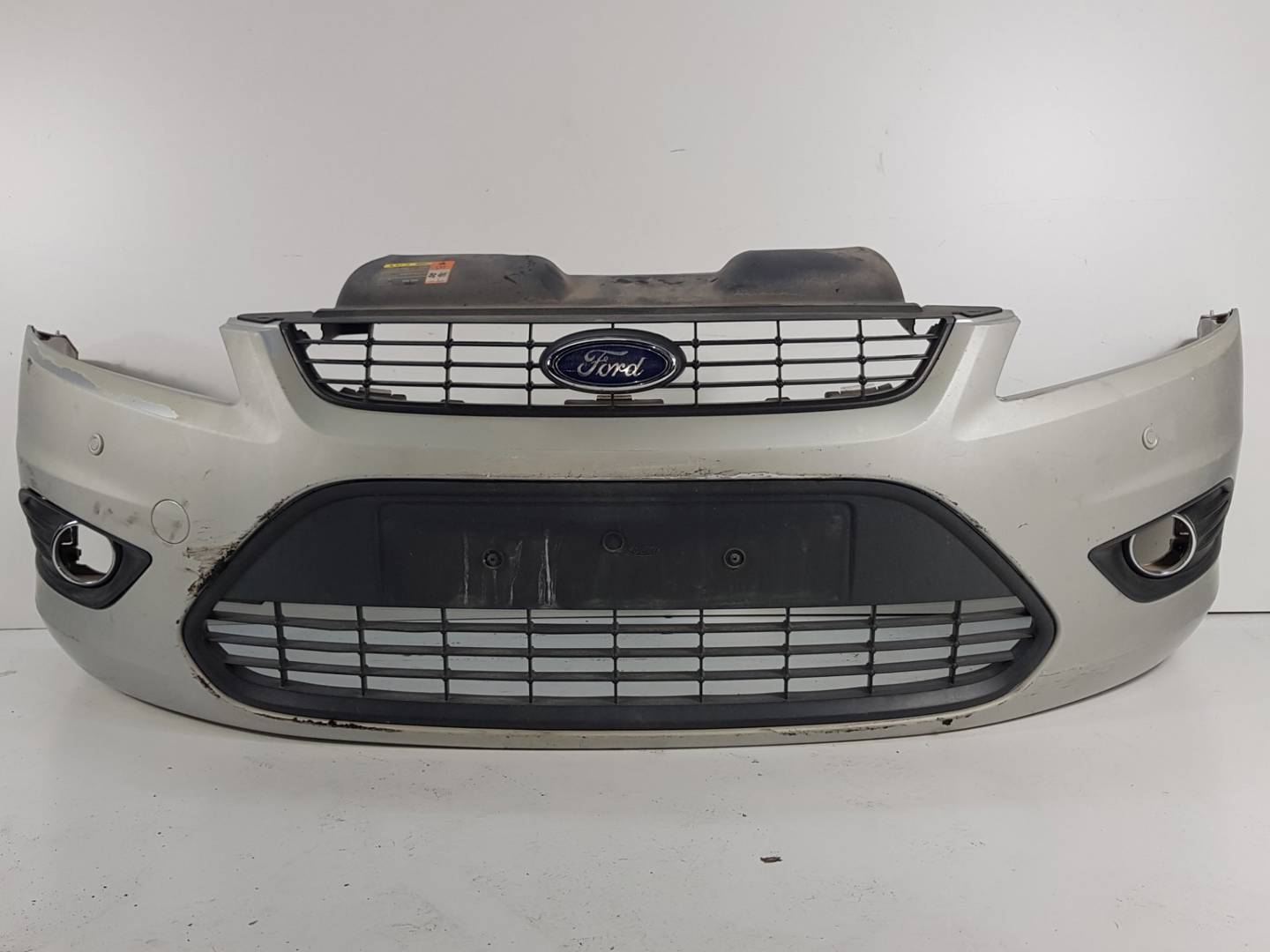 Front bumper - FORD - FOCUS LIM. (CB4)