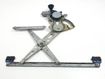 ELEVALUNAS DELANTERO IZQUIERDO 8572058010 LEXUS IS200 (DS2/IS2) Autodesguaces Alicante