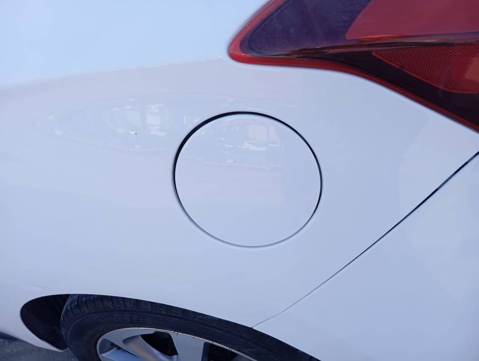 TAPA EXTERIOR COMBUSTIBLE