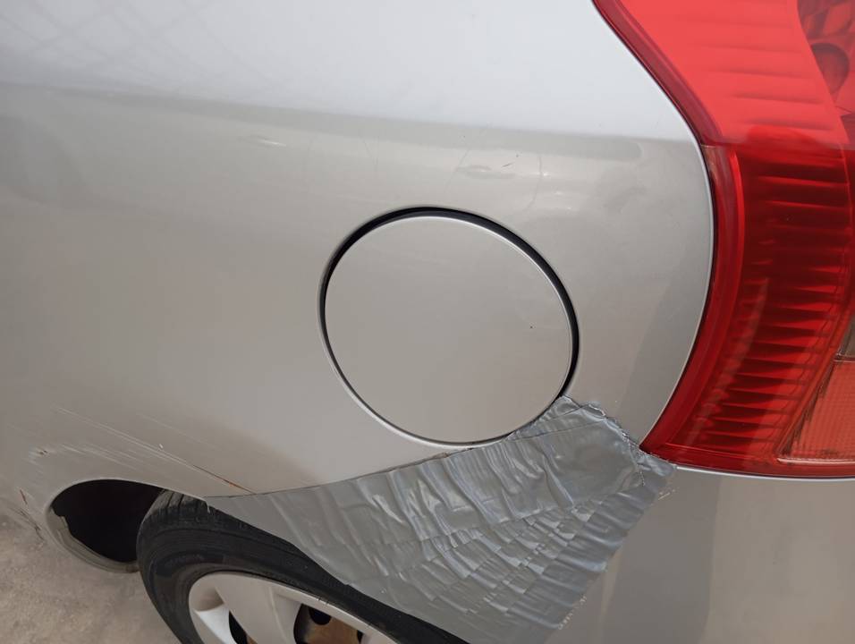 TAPA EXTERIOR COMBUSTIBLE