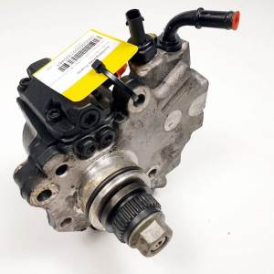 BOMBA INYECCION A6510703301 MERCEDES CLASE C CABRIO (BM 205)(6.2016->) Autodesguaces Alicante