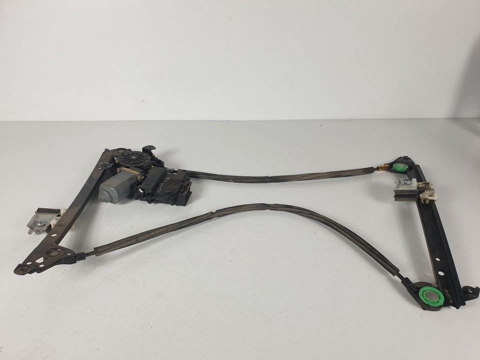 ELEVALUNAS TRASERO DERECHO - 106233100 - FORD - GALAXY (VY)