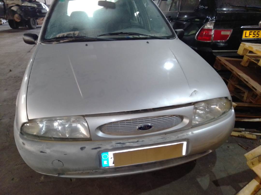 FORD FIESTA BERLINA (1995 - 1999)