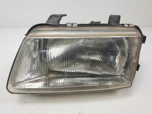 FARO IZQUIERDO AUDI A4 BERLINA (B5) (8D2) Autodesguaces Alicante