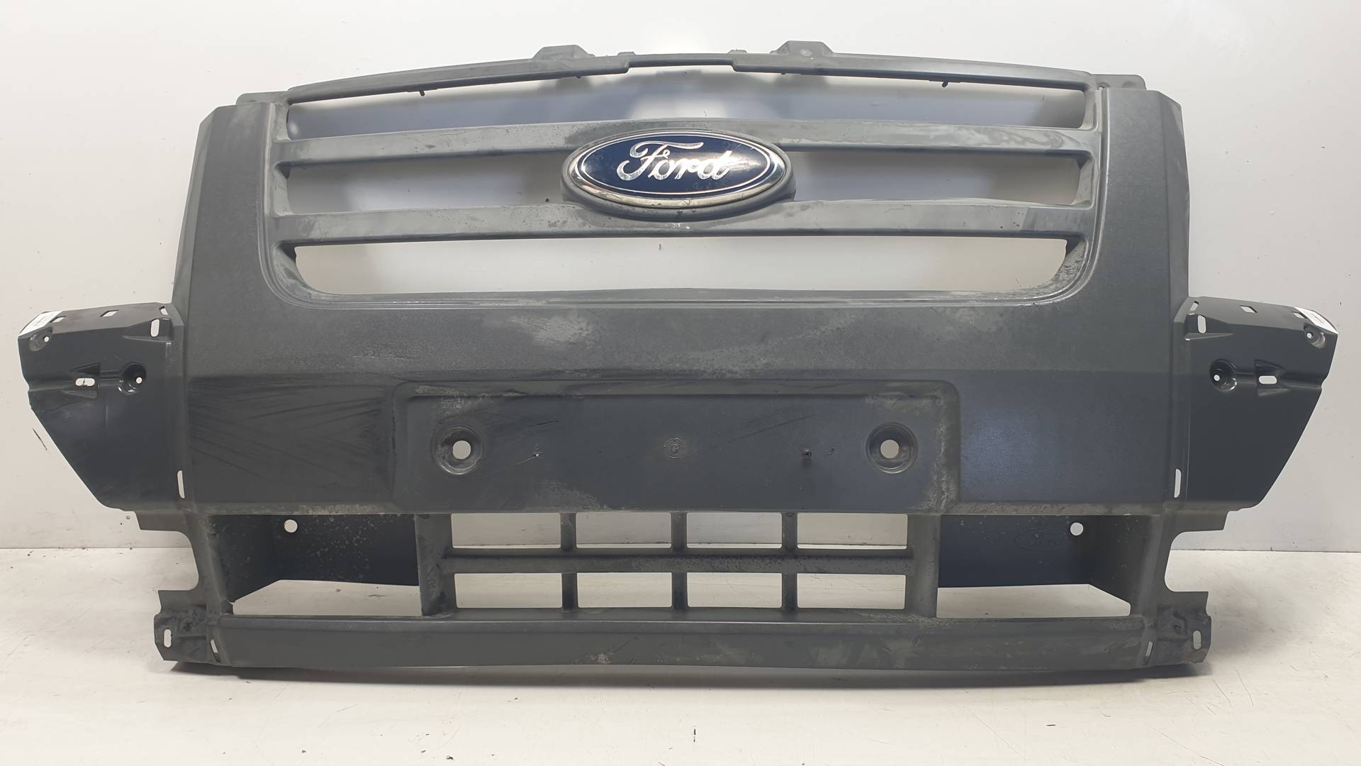 PARAGOLPES DELANTERO - FORD - TRANSIT CAJA CERRADA '06