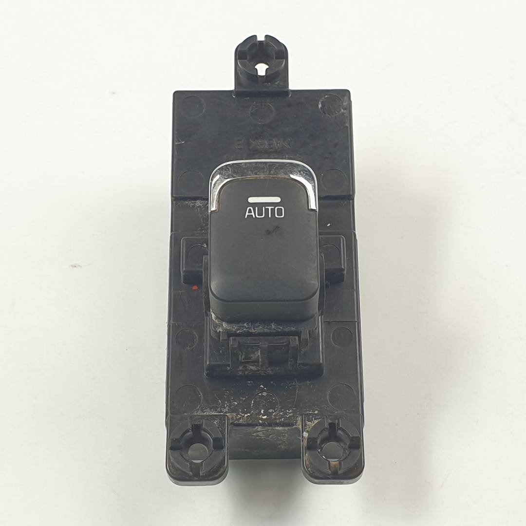 MANDO ELEVALUNAS TRASERO IZQUIERDO - 93580A2100 - KIA - CEE'D (JD)