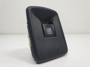 MANDO ELEVALUNAS DELANTERO DERECHO DACIA LODGY (J92) Autodesguaces Alicante