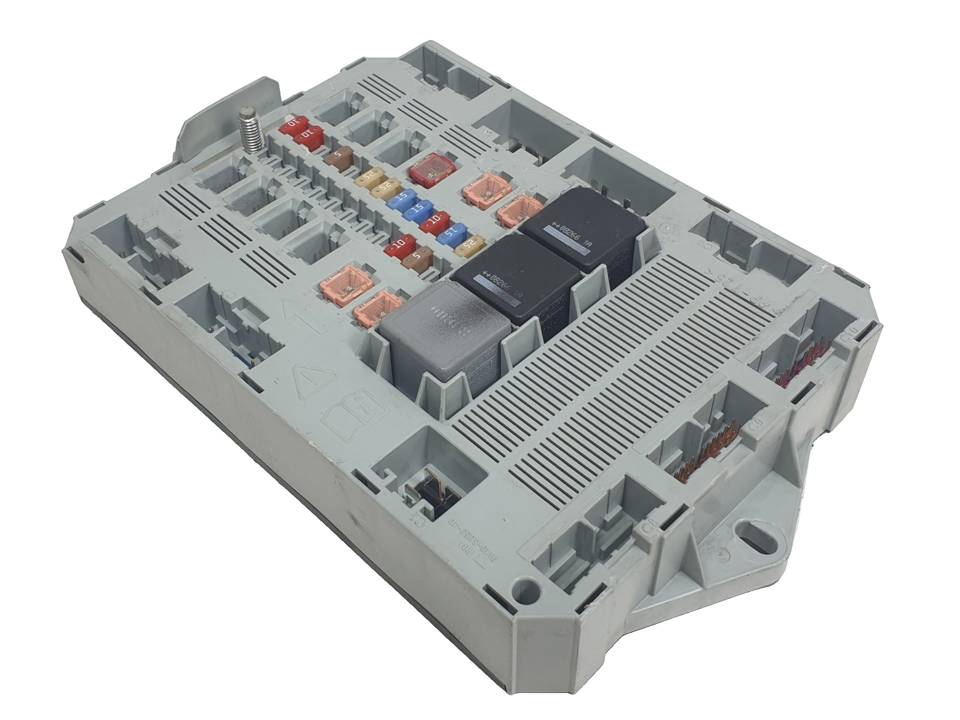 CAJA RELES / FUSIBLES 8X2T14B476BF JAGUAR XF (X250) Autodesguaces Alicante
