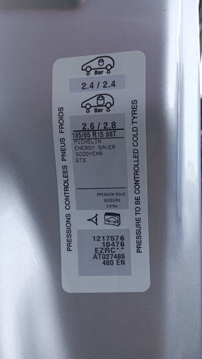 Imagen del vehículo PEUGEOT 207