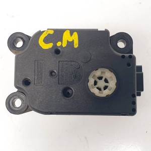 MOTOR APERTURA TRAMPILLAS CLIMATIZADOR MF1139301370 LAND ROVER RANGE ROVER VELAR Autodesguaces Alicante
