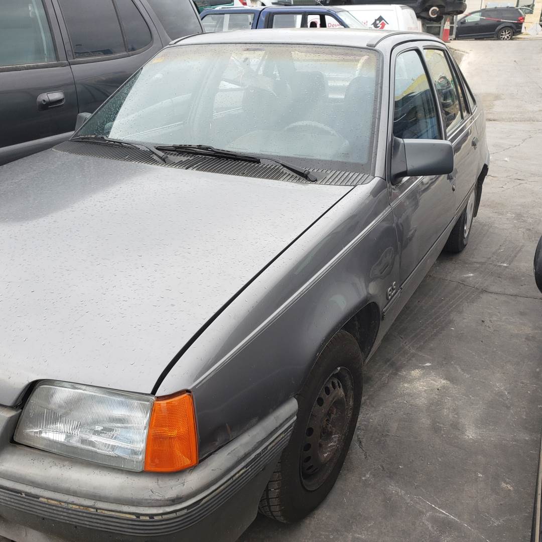OPEL KADETT E (1984 - ...)