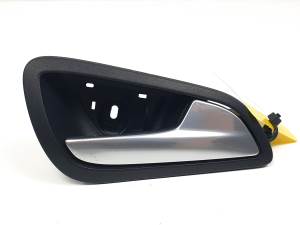 MANETA INTERIOR DELANTERA DERECHA AM51U22600BEW FORD FOCUS TURN. (CB8) Autodesguaces Alicante