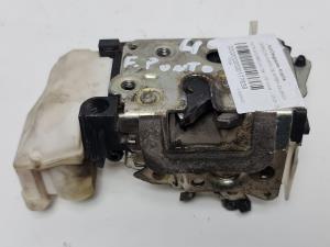 CERRADURA PUERTA DELANTERA IZQUIERDA FIAT PUNTO BERLINA (188) Autodesguaces Alicante