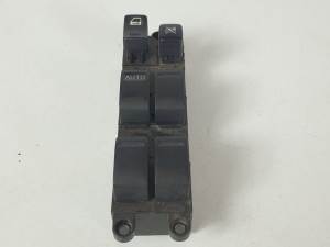 MANDO ELEVALUNAS DELANTERO IZQUIERDO NISSAN ALMERA (N16/E) Autodesguaces Alicante