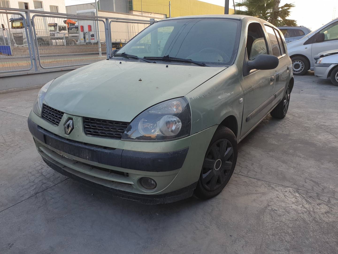 RENAULT CLIO II FASE II (B/CB0) (2001 - 2005)