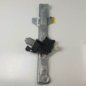 ELEVALUNAS DELANTERO IZQUIERDO E3B5A23201 FORD KA+ (2016 - 2019) Autodesguaces Alicante