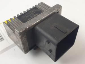 CAJA PRECALENTAMIENTO 9640469680 PEUGEOT PARTNER KOMBI Autodesguaces Alicante