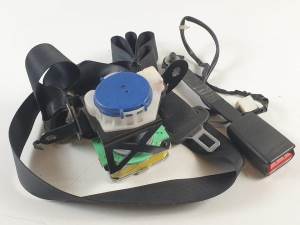 CINTURON SEGURIDAD DELANTERO IZQUIERDO 1063728 MAZDA 6 LIM. (GH) Autodesguaces Alicante